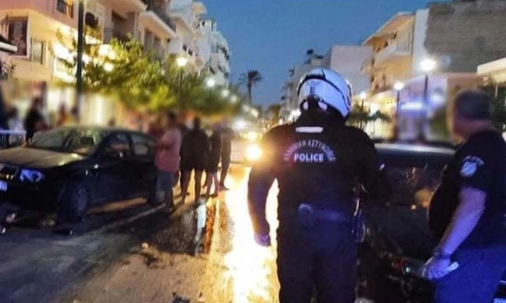 Ιεράπετρα: Τροχαίο σε κεντρικό δρόμο – Από τύχη γλίτωσαν θαμώνες καφετέριας